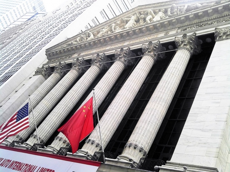 Белый дом заявил о вводе пошлины в 25 % на китайские IT-компоненты